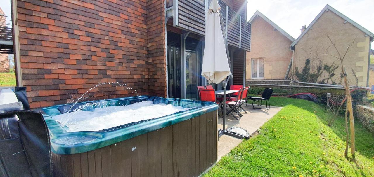 Plein Sud avec Jacuzzi Privatif et parking privé Apartment Sarlat-la-Canéda Exterior foto