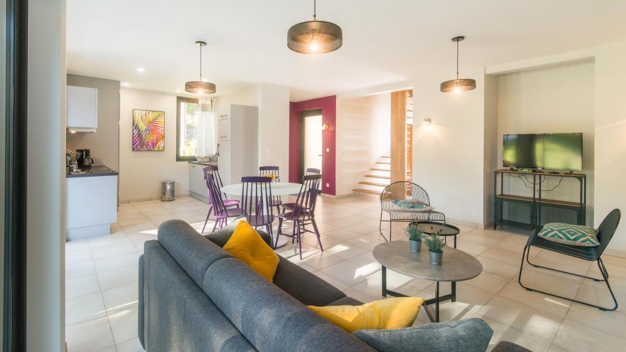 Plein Sud avec Jacuzzi Privatif et parking privé Apartment Sarlat-la-Canéda Exterior foto