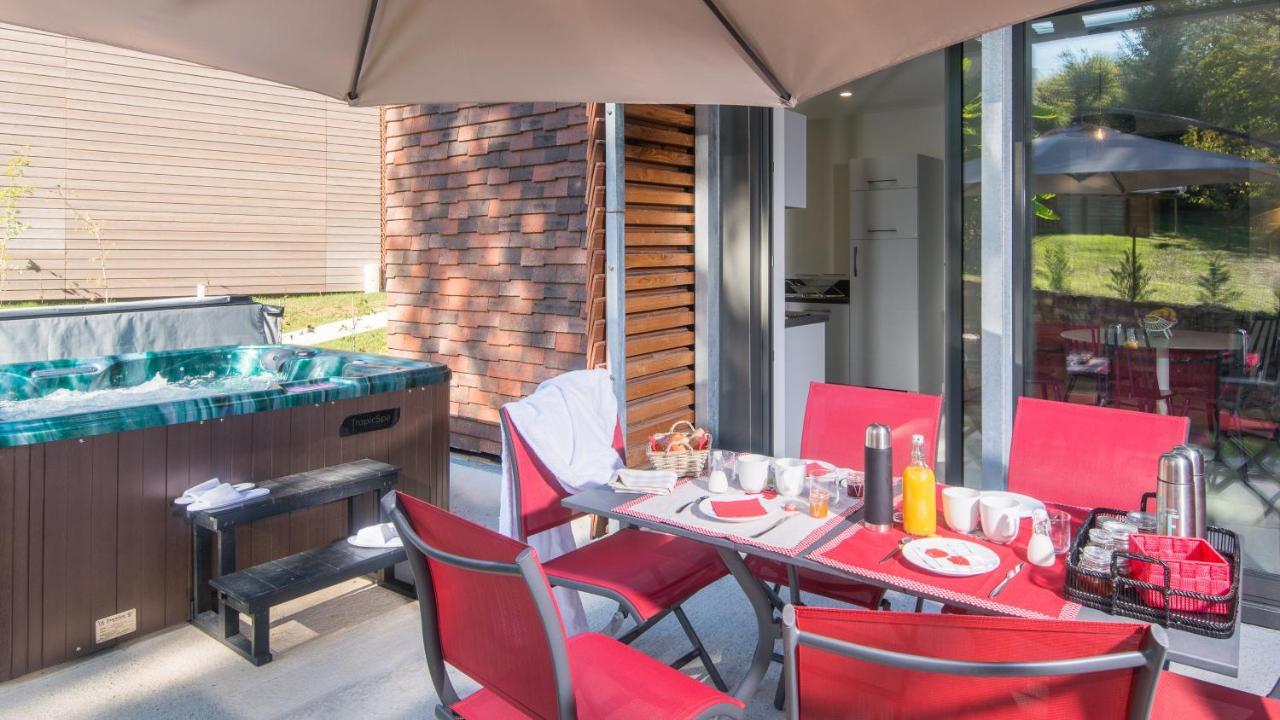 Plein Sud avec Jacuzzi Privatif et parking privé Apartment Sarlat-la-Canéda Exterior foto