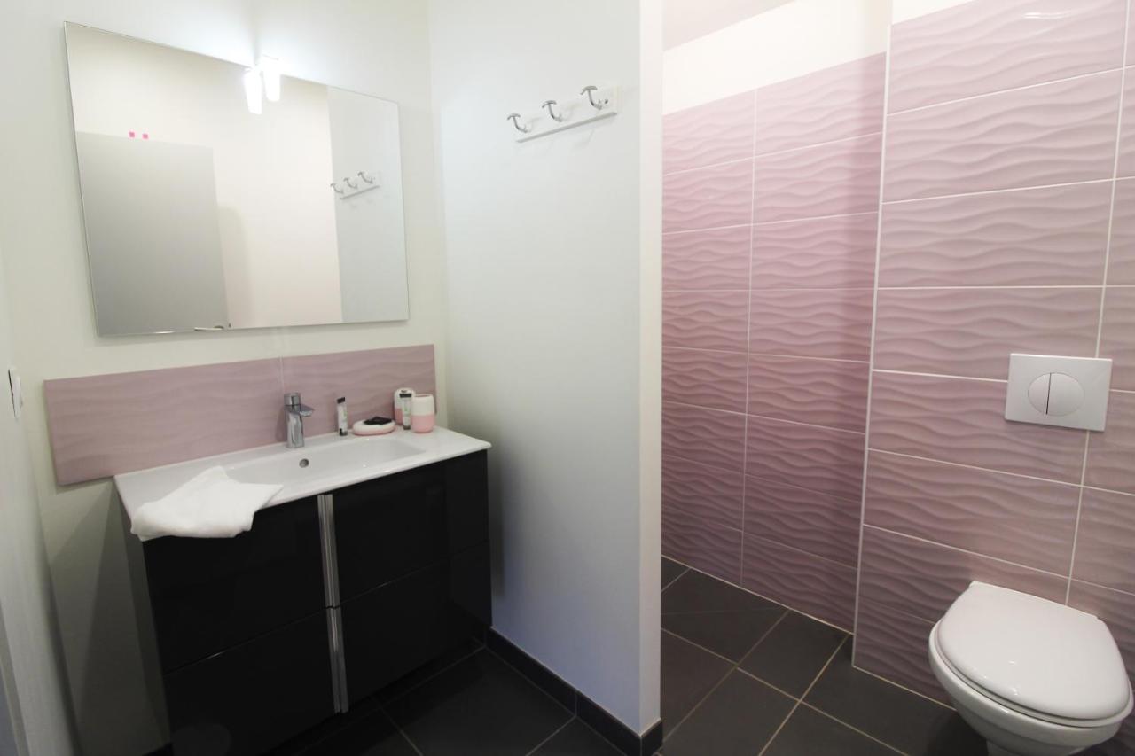 Plein Sud avec Jacuzzi Privatif et parking privé Apartment Sarlat-la-Canéda Exterior foto